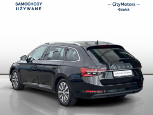 Škoda Superb 2023 (147 475 km) — zdjęcie 6